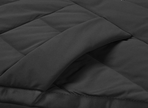 中高端羽絨服定制生產(chǎn)中長(zhǎng)款羽絨服