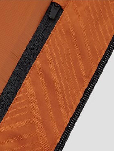 羽絨服工廠來圖來樣貼牌代工品牌加厚羽絨服